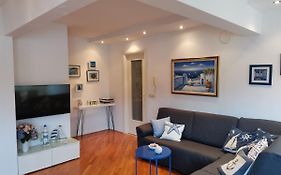 Apartment Sole